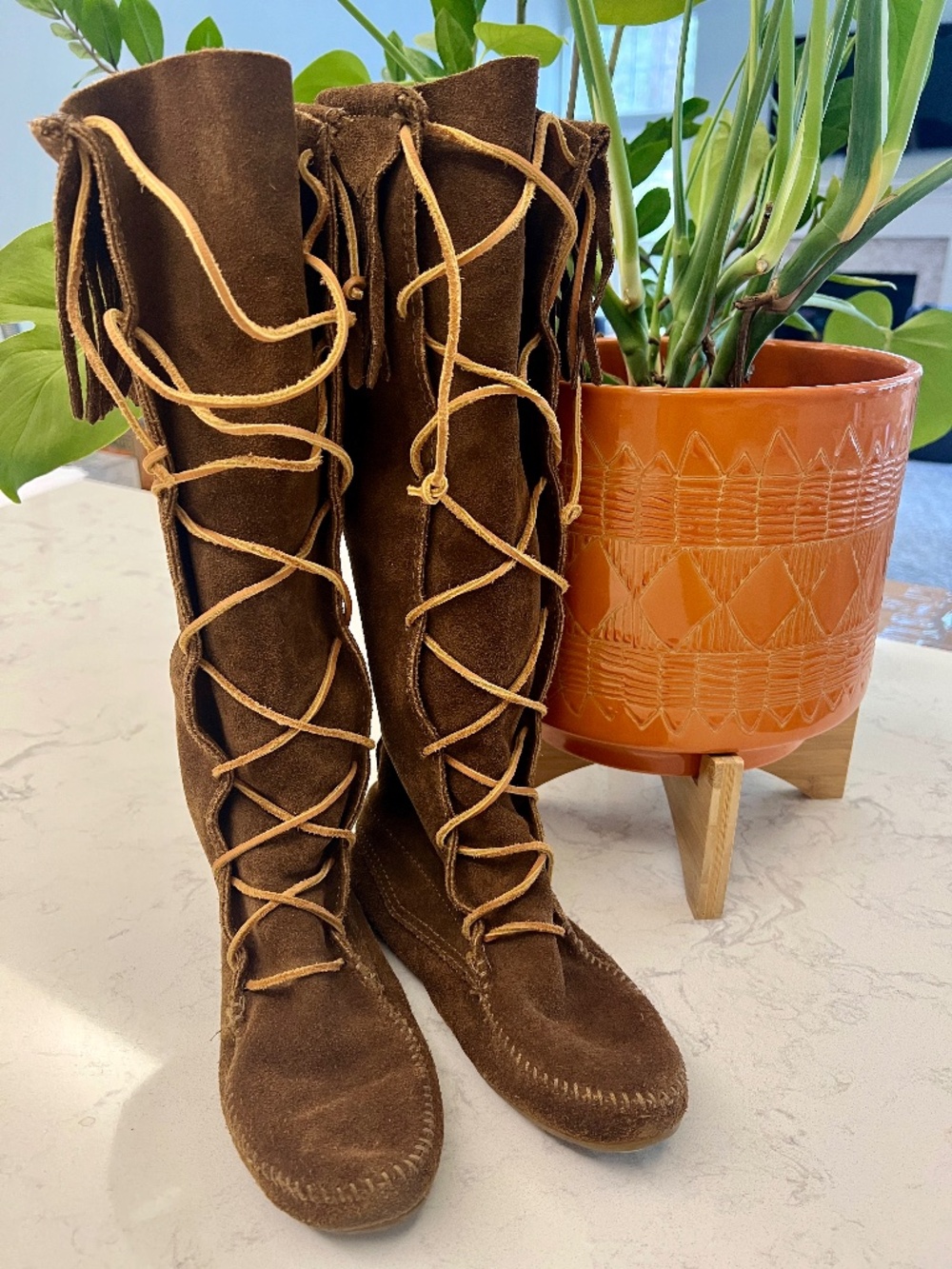 Minnetonka Tall Fringe Moccasin Boot Size 7